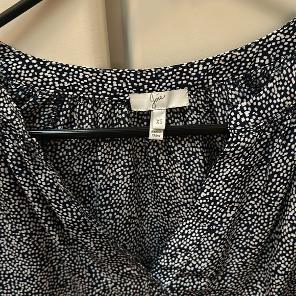 Joie 100% silk top xs polka dot - Picture 2 of 5